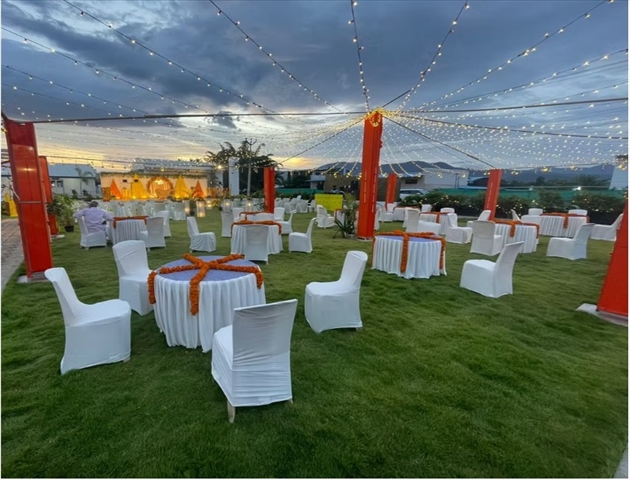 Lotus Mahal-Virukksha Gardens