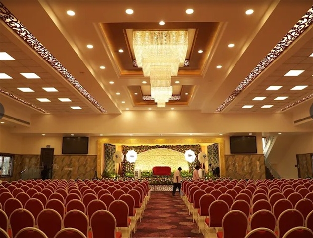 Dr R C Ananthi Mahaal