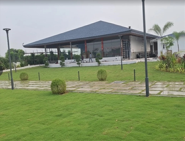 The Banyan Meadows-Lawn