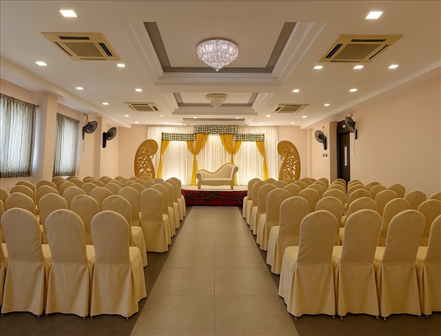 RR Grand Inn - Varni Hall