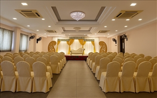 RR Grand Inn - Varni Hall