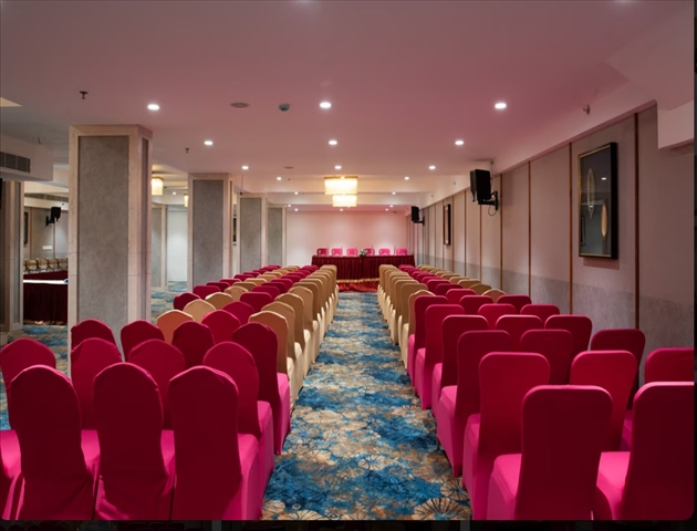 Royal Regency Lifotel by Crossway Hall 1
