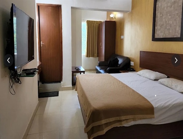 The Kings Hotel Lotus Hall AC