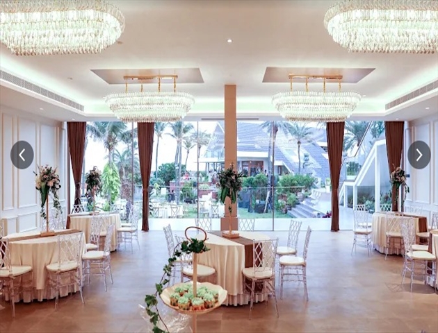 The Glass House Wedding Hall