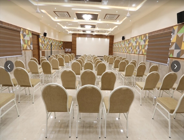 Chetinaad Courtyard - Saaral Hall 