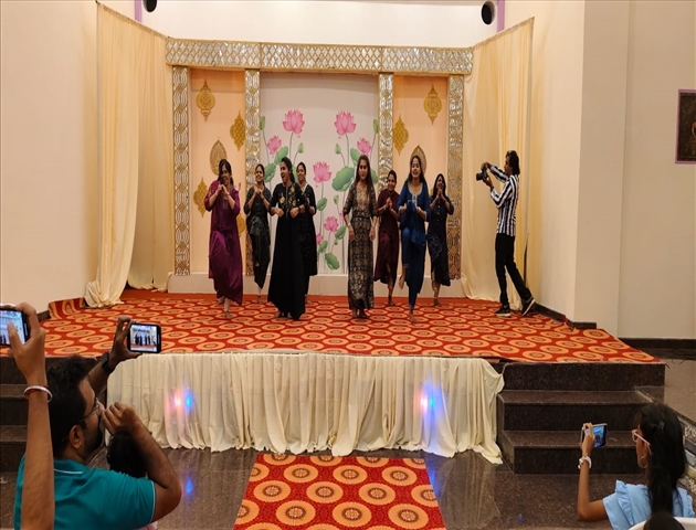 Yummy Garden Restaurant Hall