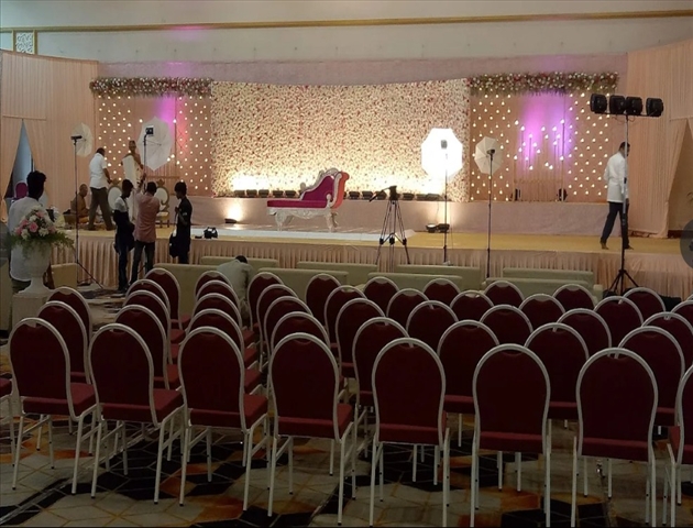 Shri Vasavi Mithra Mahal-Lawn