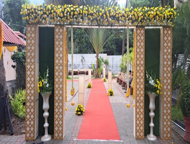 Sathya Garden Resorts Lawn 1