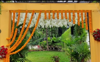 Sathya Garden Resorts Lawn 1