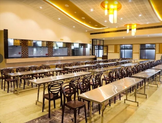 Shri Vasavi Mithra Mahal-Lawn