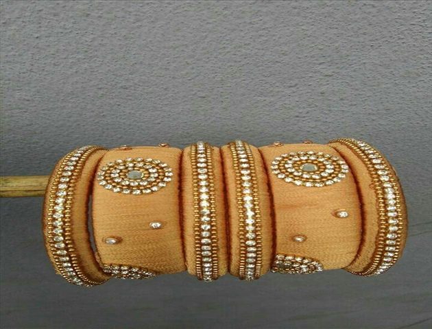 Wanaw Silk Thread Bangles &Necksets