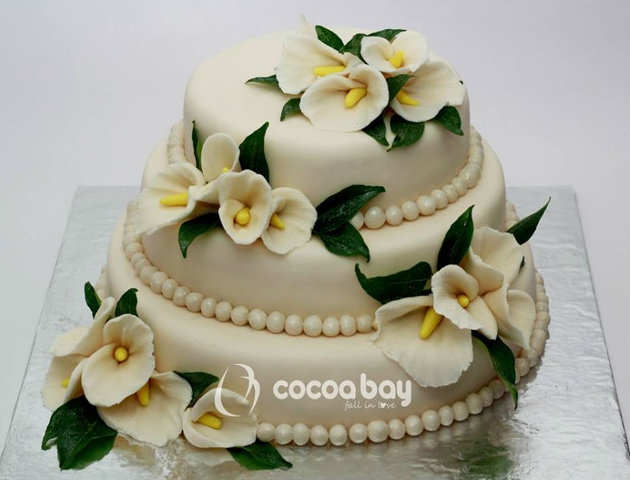 Wedding Cakes - Lillies Blueberry - 5 Kgs