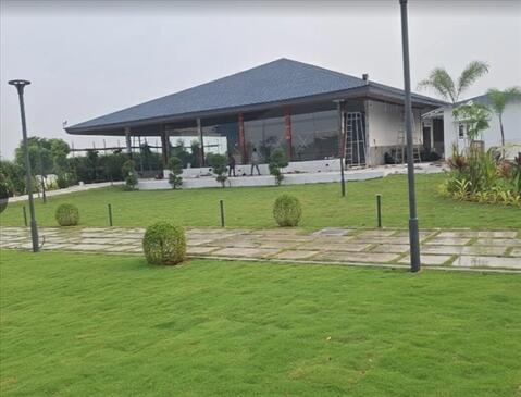 The Banyan Meadows-Lawn