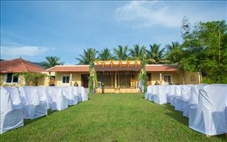 Dvara Resort Upper Lawn