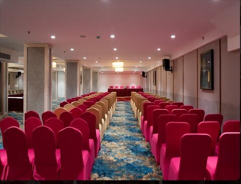 Royal Regency Lifotel by Crossway Hall 1