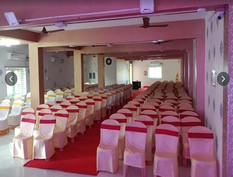 Sara Mini Hall