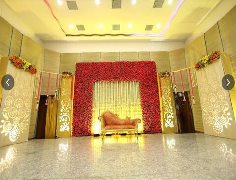 Sri Krishnaveni Mahal AC