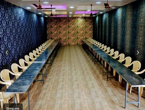 JR Mini Hall