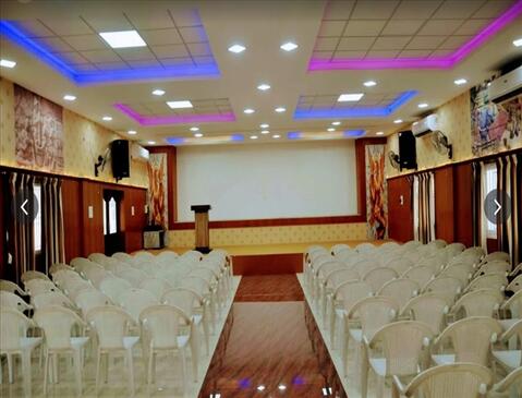 JR Mini Hall