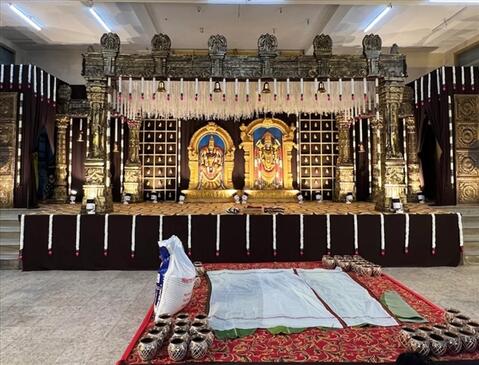 Sri Meenakshi Sundareswarar Pravasana Mandapam