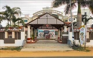 Sri Parampariyam Unavagam Lawn 1